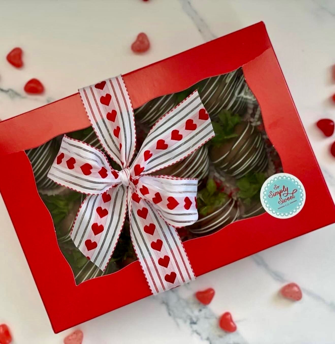 One Dozen Deluxe Chocolate Dipped Strawberries