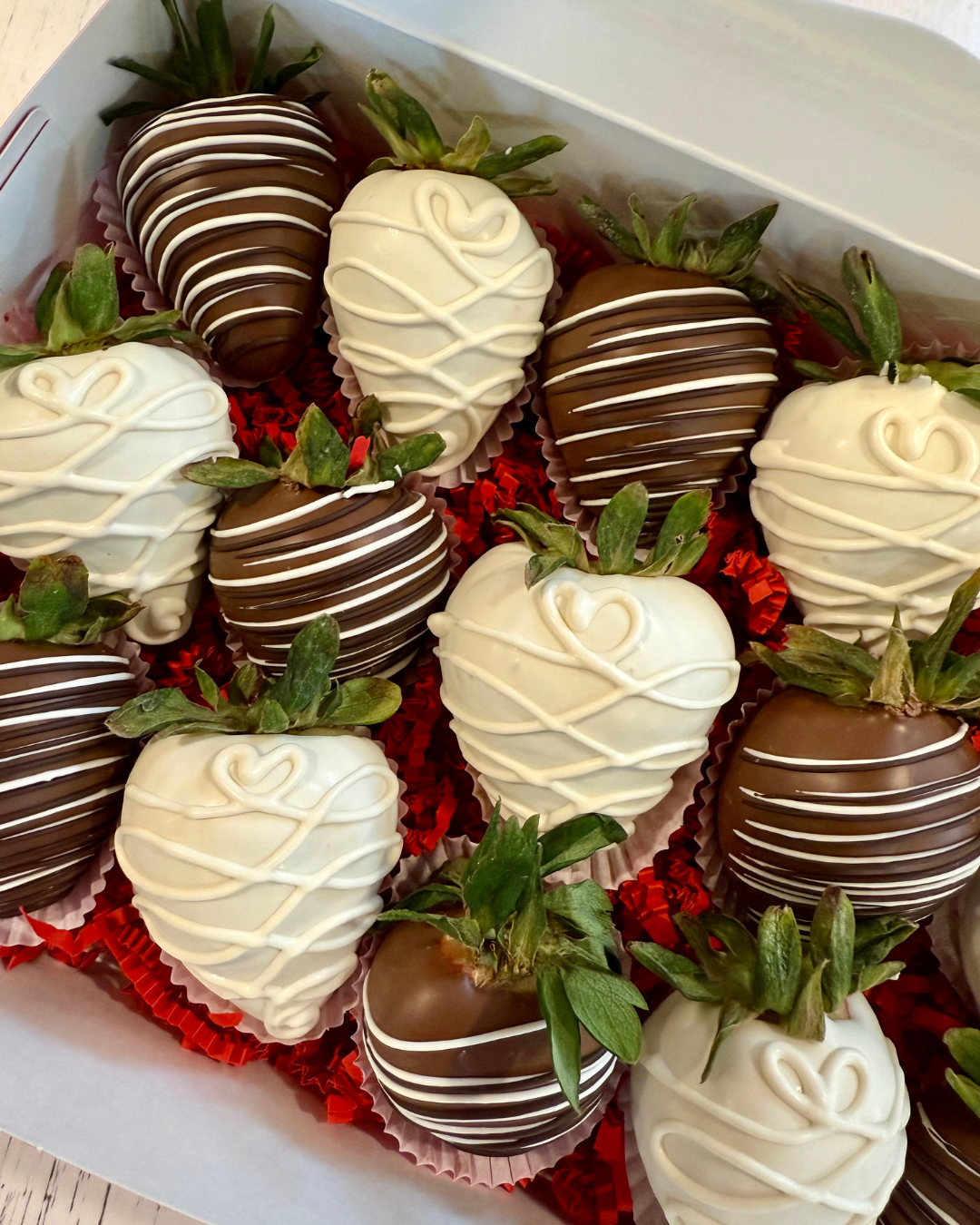 One Dozen Deluxe Chocolate Dipped Strawberries